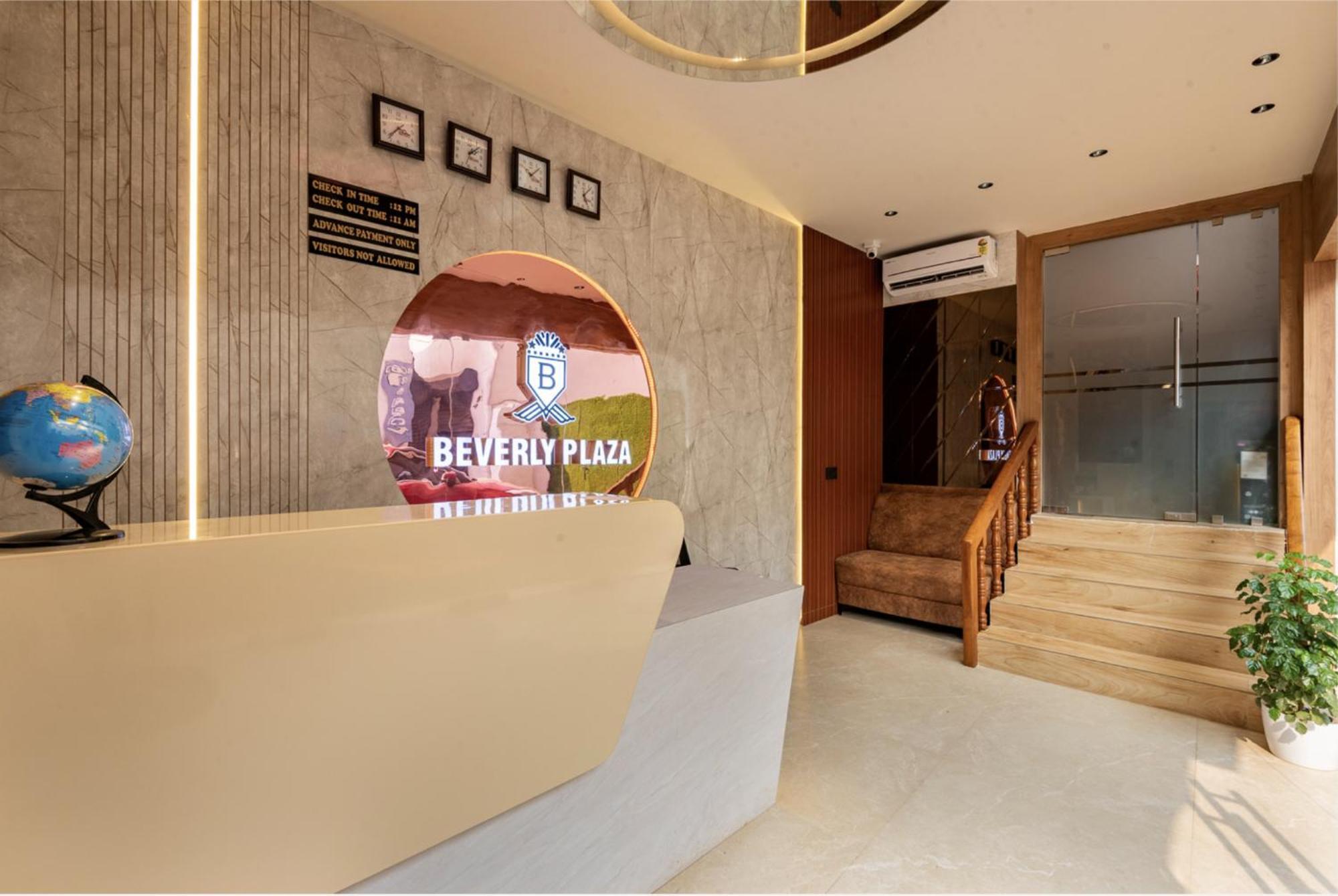 Hotel Beverly Plaza קוז'יקודה מראה חיצוני תמונה