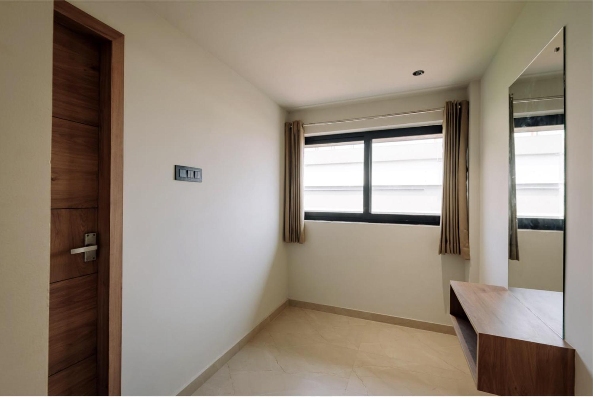 Hotel Beverly Plaza קוז'יקודה מראה חיצוני תמונה