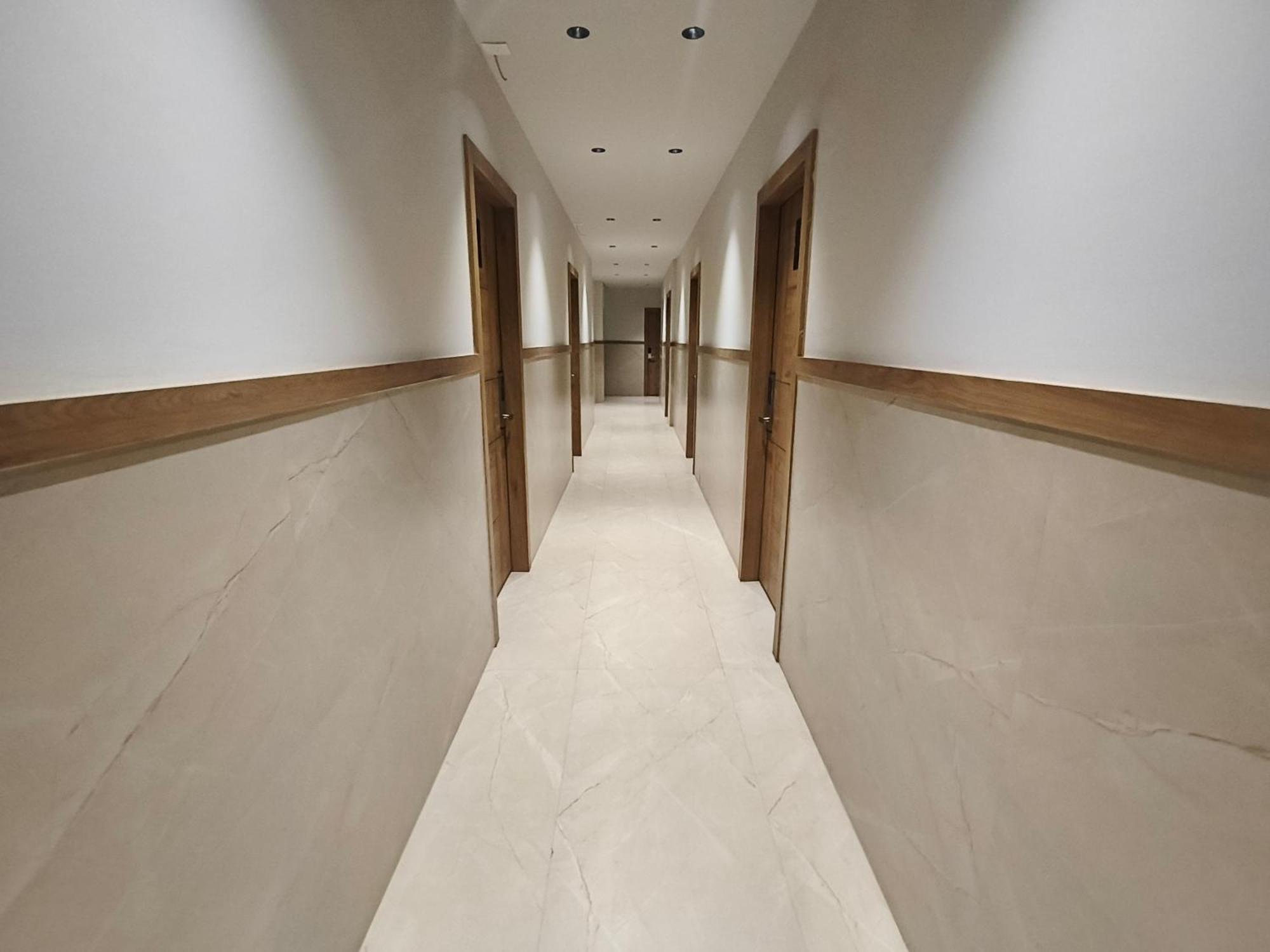 Hotel Beverly Plaza קוז'יקודה מראה חיצוני תמונה